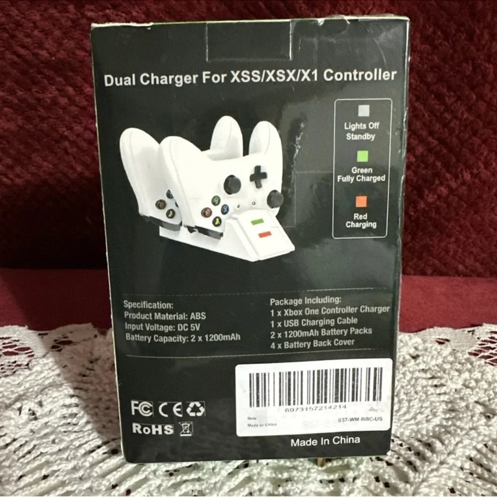 White Dual Charger for XSS/XSX/X1 Controller